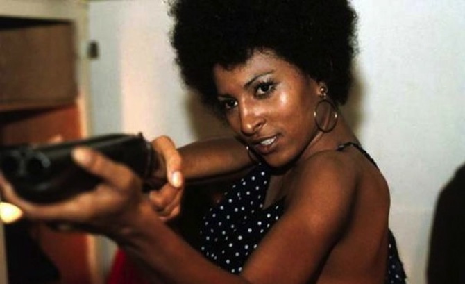 Female-Action-Stars-Pam-Grier-As-Coffy